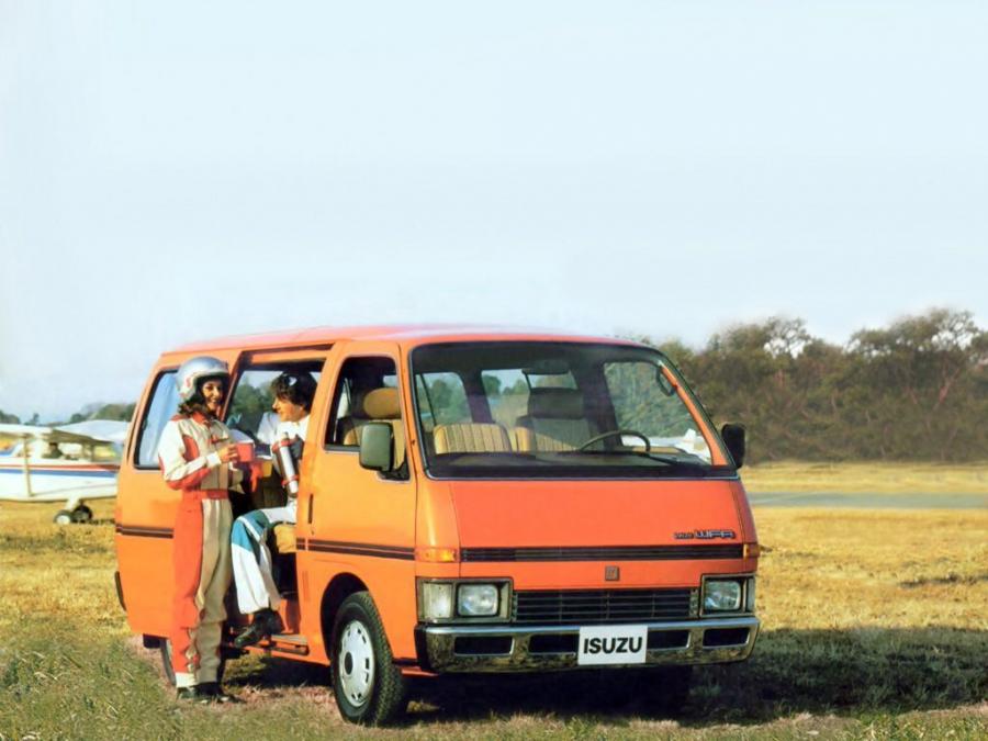  Isuzu WFR 1980 года  (фото 3 из 3)